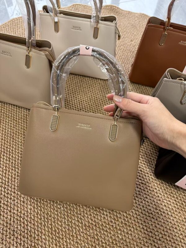 24pcs Bagco Ladies Handbag Wholesale Assorted Colors