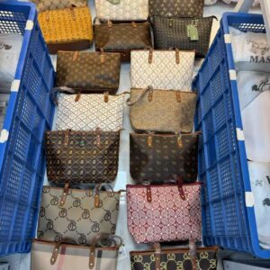 Mixed Tote Bags Wholesale MOQ100pcs 32cm