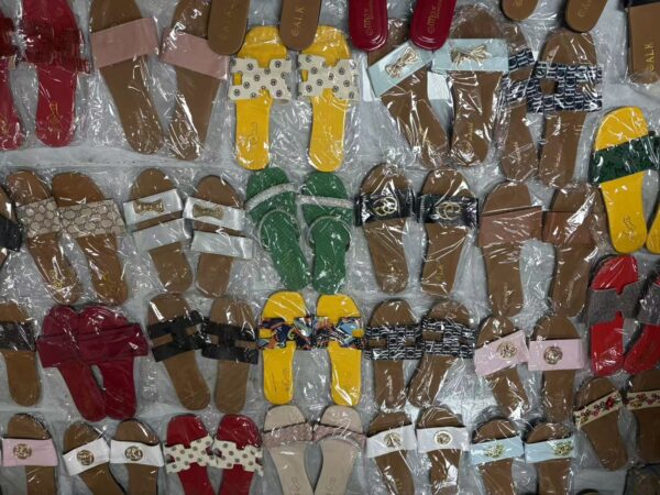 Women's Mixed Slippers Lot | Assorted Styles & Sizes (35-41) | Leftover Stock