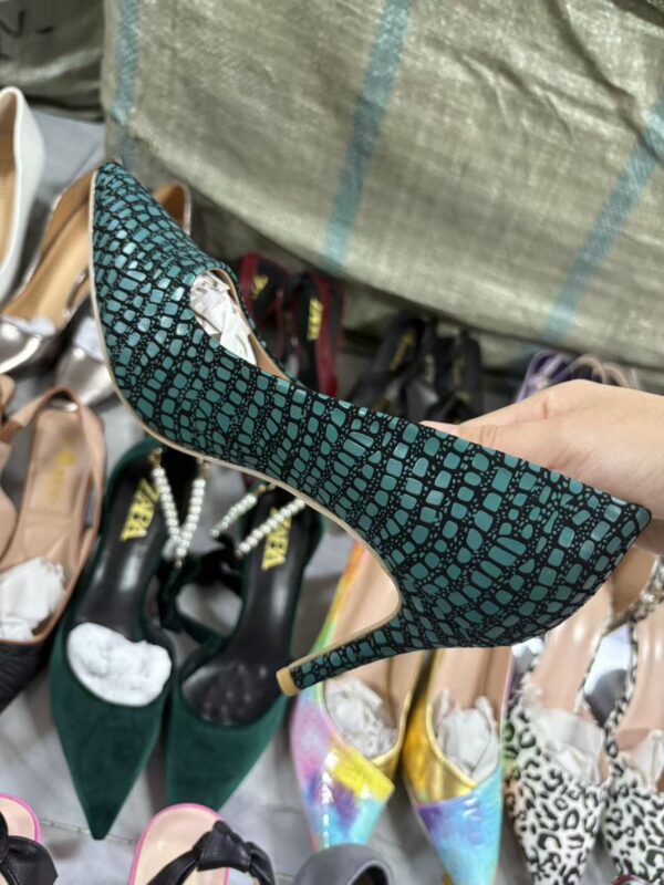 MOQ100pairs Women's Mixed Heels Lot | Assorted Styles & Sizes (35-43) | Leftover Stock