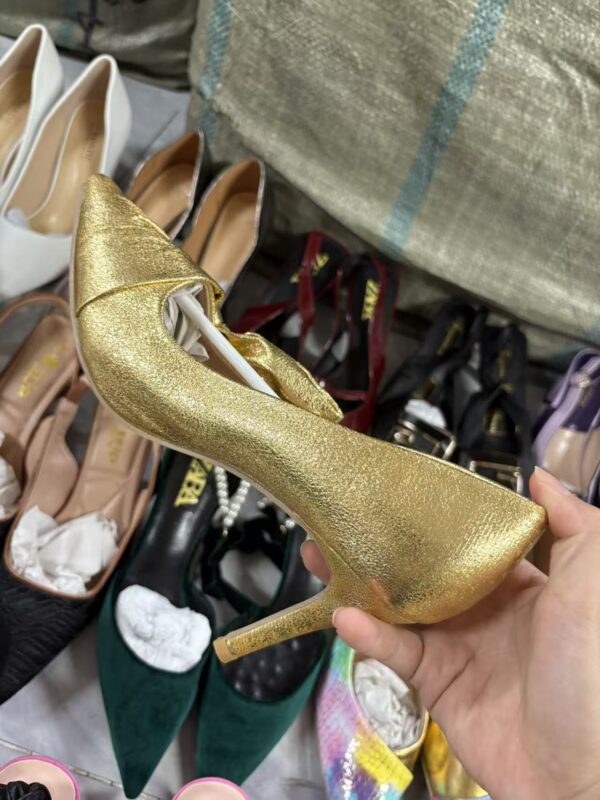 MOQ100pairs Women's Mixed Heels Lot | Assorted Styles & Sizes (35-43) | Leftover Stock